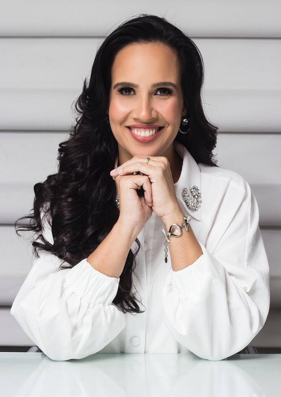 Dra. Sara Abucater